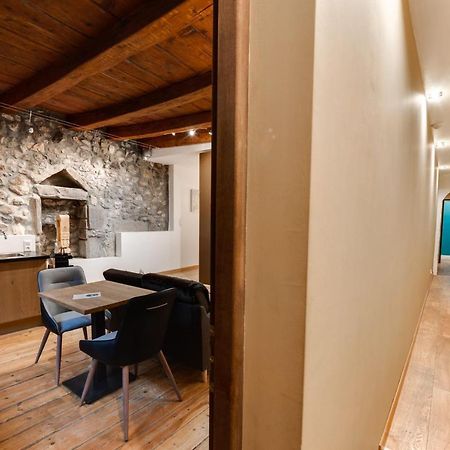 La Cour Filaterie - Suite Au D'Annecy Pdj En Option Экстерьер фото