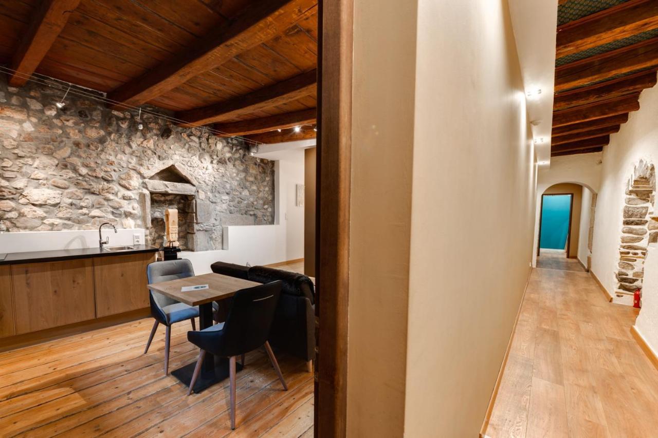 La Cour Filaterie - Suite Au D'Annecy Pdj En Option Экстерьер фото